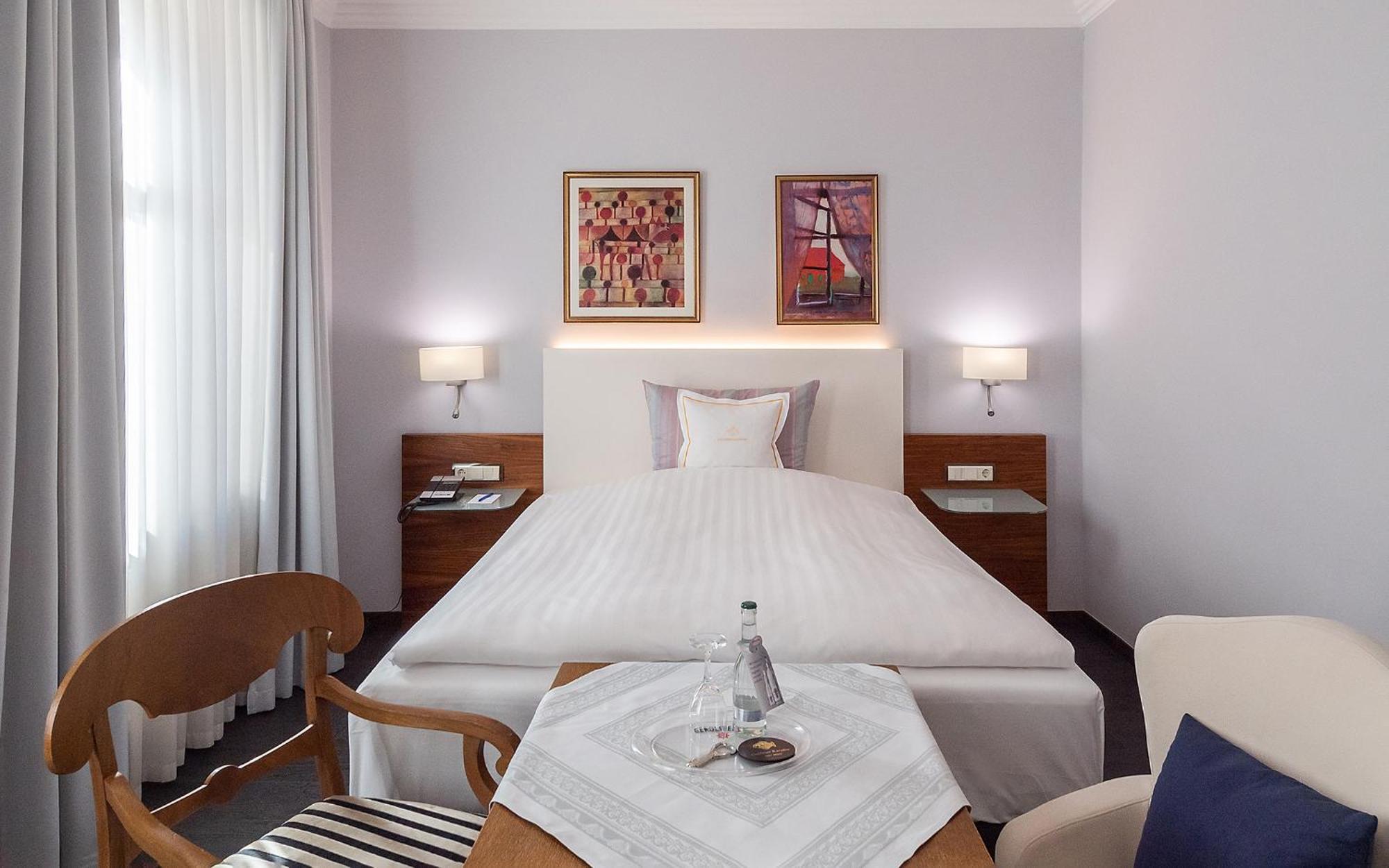 Romantichotel Goldener Karpfen Отель 4*